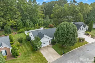 98 Stonehollow Rd, Fletcher, NC 28732 - Photo 3