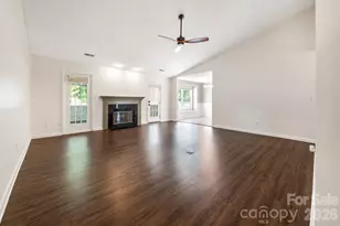 98 Stonehollow Rd, Fletcher, NC 28732 - Photo 9