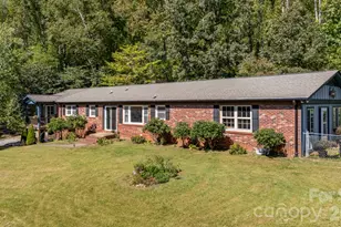 226 Mills Gap Rd, Asheville, NC 28803 - Photo 3