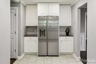 5726 Sharon Rd, Charlotte, NC 28210 - Photo 13