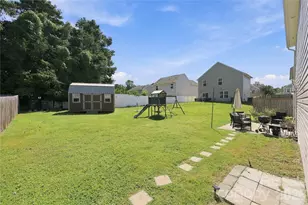 2438 Thorn Spring Ln SE, Concord, NC 28025 - Photo 5