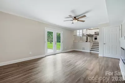4400 Strangford Avenue, Charlotte, NC 28215 - Photo 19