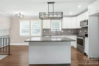 4400 Strangford Avenue, Charlotte, NC 28215 - Photo 9
