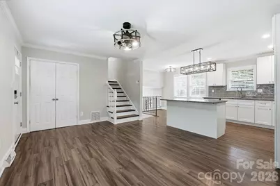 4400 Strangford Avenue, Charlotte, NC 28215 - Photo 7