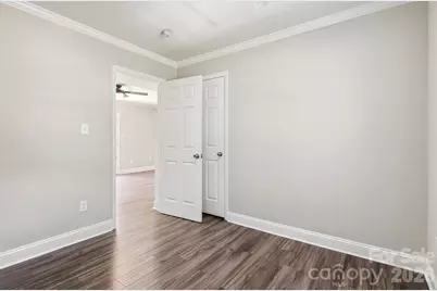 4400 Strangford Avenue, Charlotte, NC 28215 - Photo 23