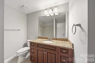 300 W 5th St, Charlotte, NC 28202 - Photo 29