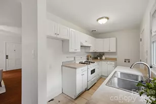4206 Randolph Rd, Charlotte, NC 28211 - Photo 19