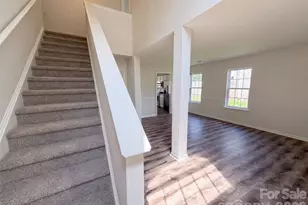 3527 Mallory Taylor Ln, Charlotte, NC 28216 - Photo 9