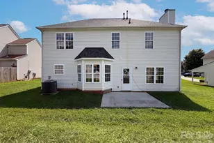 3527 Mallory Taylor Ln, Charlotte, NC 28216 - Photo 5