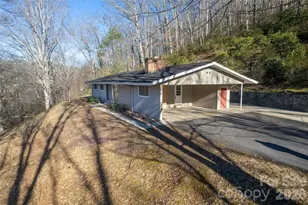 223 Cherry St, Sylva, NC 28779 - Photo 7