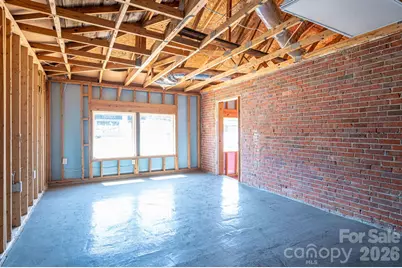 2303 E Main Street, Lincolnton, NC 28092 - Photo 11