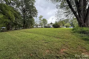 68 Morris Ave, Marion, NC 28752 - Photo 11