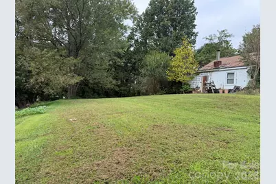68 Morris Avenue, Marion, NC 28752 - Photo 15