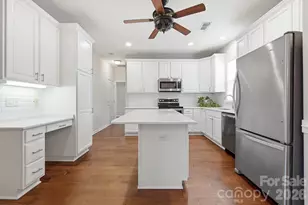 9218 Duckhorn Dr, Charlotte, NC 28277 - Photo 13