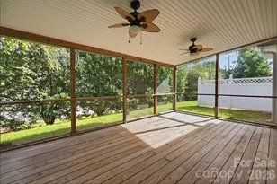 9218 Duckhorn Dr, Charlotte, NC 28277 - Photo 33