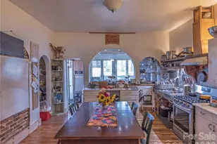23 Northview St, Asheville, NC 28801 - Photo 11