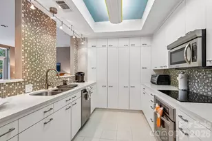 400 N Church St, Charlotte, NC 28202 - Photo 17