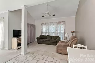 9115 Swallowtail Ln, Charlotte, NC 28269 - Photo 13