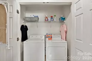 9115 Swallowtail Ln, Charlotte, NC 28269 - Photo 27