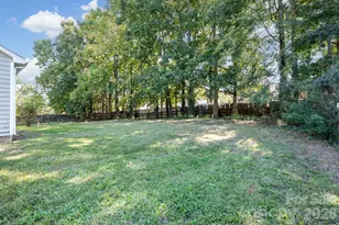 9115 Swallowtail Ln, Charlotte, NC 28269 - Photo 5