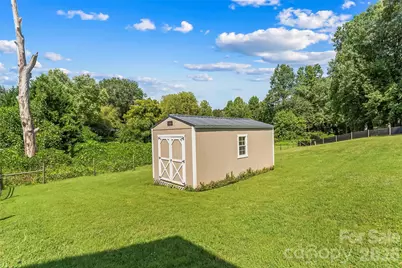 1688 Buffett Circle, Hickory, NC 28602 - Photo 29