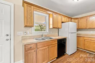 117 Ho Hum Wy, Leicester, NC 28748 - Photo 23