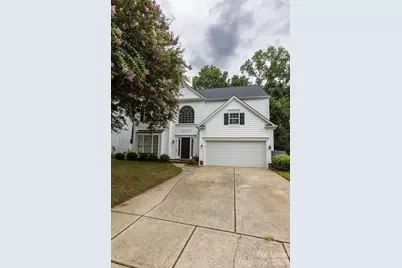 6337 Elderslie Drive, Charlotte, NC 28269 - Photo 3