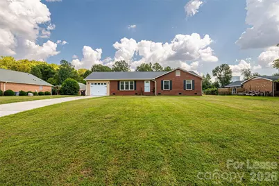 114 Cottonwood Drive, Mount Holly, NC 28120 - Photo 1