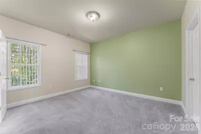 1360 21st Avenue NE, Hickory, NC 28601 - Photo 19