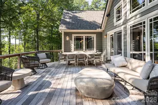 137 Bear Landing Dr, Hendersonville, NC 28792 - Photo 3