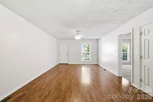 8A Bent Grass Ct, Black Mountain, NC 28711 - Photo 3