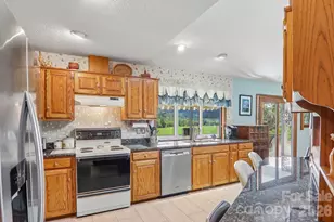 212 Rocky Meadow Ln, Etowah, NC 28729 - Photo 15