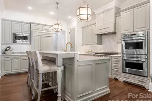 2946 Wheelock Rd, Charlotte, NC 28211 - Photo 15