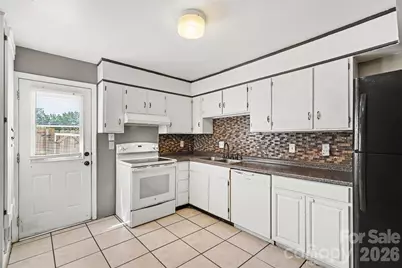 7964 Shady Oak Trail #212, Charlotte, NC 28210 - Photo 17