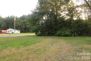 579 Hollis Rd, Ellenboro, NC 28040 - Photo 13