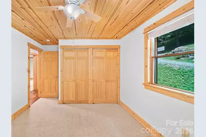 73 Oak Ridge Court, Mars Hill, NC 28754 - Photo 17