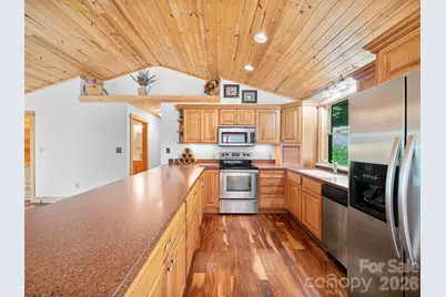 73 Oak Ridge Court, Mars Hill, NC 28754 - Photo 9