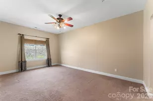 123 Foxden Dr, Fletcher, NC 28732 - Photo 9