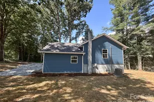 3570 Brook St, Lenoir, NC 28645 - Photo 3