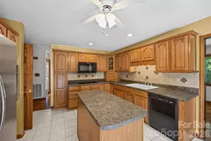 1680 Meadowdale Rd, Rock Hill, SC 29732 - Photo 9