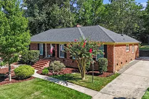 2610 Tattersall Dr, Charlotte, NC 28210 - Photo 3
