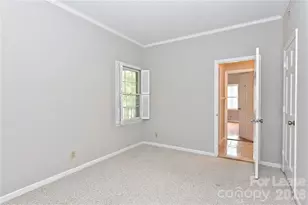 1016 Queens Rd, Charlotte, NC 28207 - Photo 19