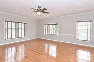1016 Queens Rd, Charlotte, NC 28207 - Photo 11