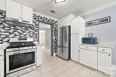 901 Furman Street, Dallas, NC 28034 - Photo 15