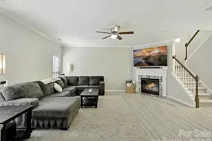 9338 Atlas Cedar Dr, Charlotte, NC 28215 - Photo 5