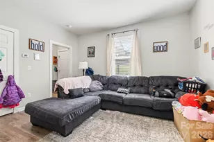 1104 W 7th Ave, Gastonia, NC 28052 - Photo 7