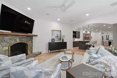 6239 Sharon Hills Road, Charlotte, NC 28210 - Photo 9