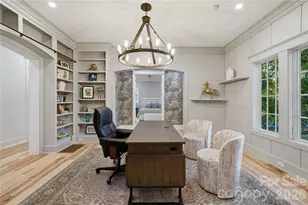 6239 Sharon Hills Rd, Charlotte, NC 28210 - Photo 15