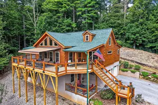 364 Rock Creek Rd, Zirconia, NC 28790 - Photo 9