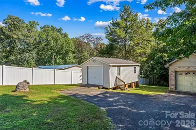 2524 Robinson Road, Newton, NC 28658 - Photo 19